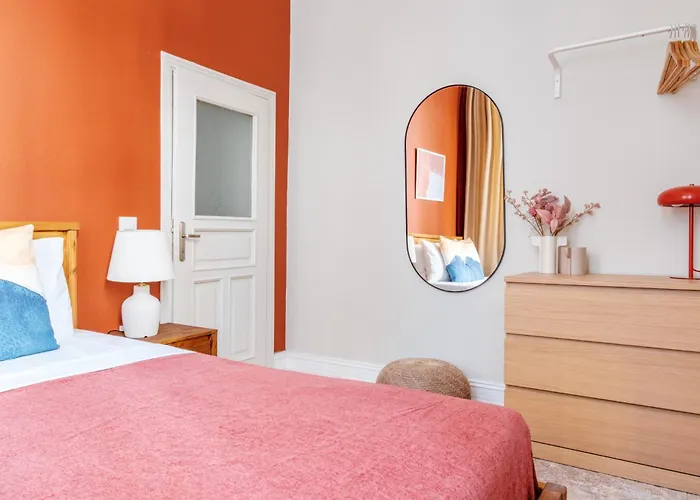 Urban Balcony - Close To Taksim *