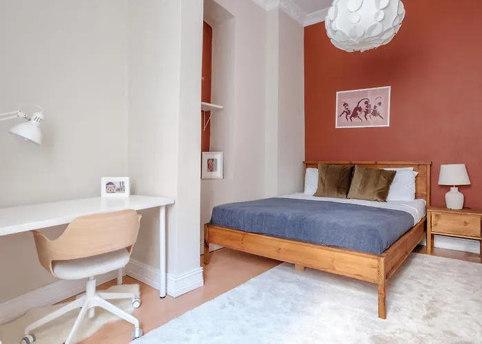 Urban Balcony - Close To Taksim