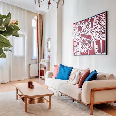 Urban Balcony - Close To Taksim شقة *